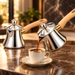 2er Coffee Pot Set silberfarben mit Griffen in Holzoptik